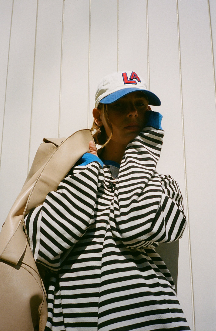 Mana | Pasiasty Oversize'owy Sweter