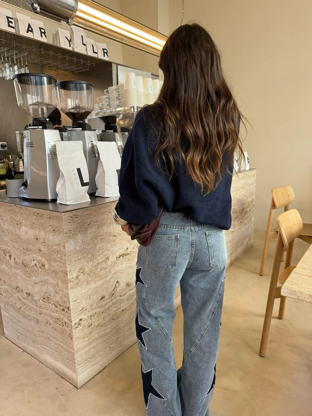 Maja – jeansy z gwiazdami